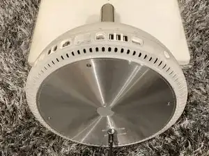 How to Open a 17 Inch iMac Flat Panel Disassembly