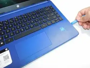IAYokGT4iaMgM2lE
