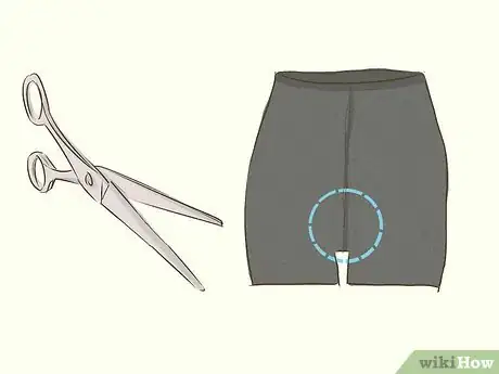 Image titled Safely Bind Your Chest Without a Binder Step 6