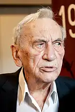 Tadeusz Mazowieckipresented the finally adopted preamble